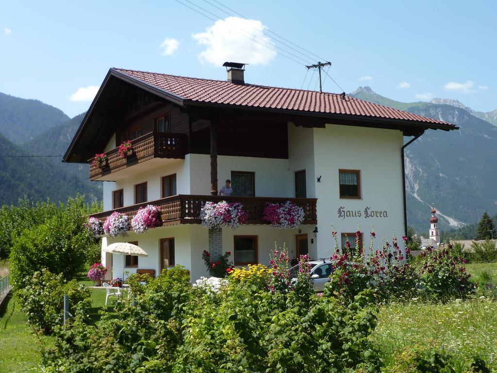 Haus Lorea Apartman Nassereith Szoba fotó